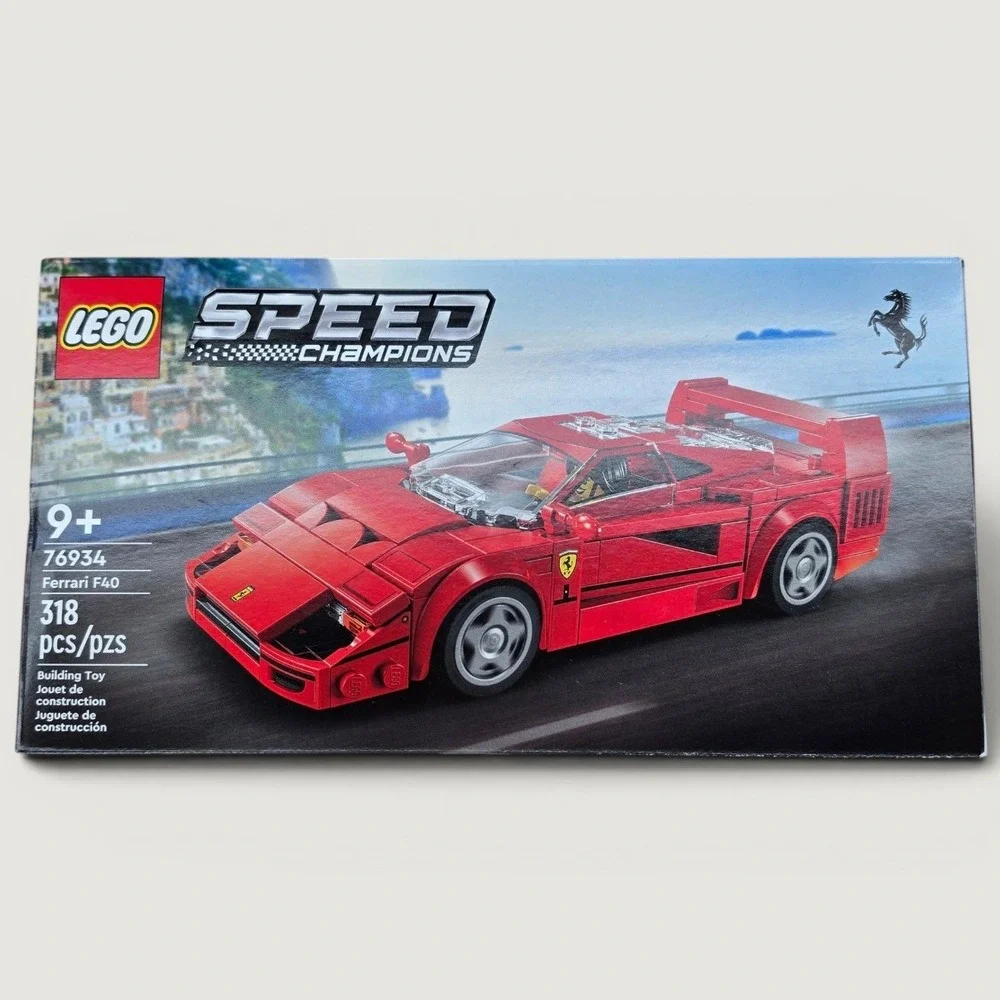 LEGO Speed Champions Ferrari F40 Supercar Building Set 76934 Red 318 Pcs New